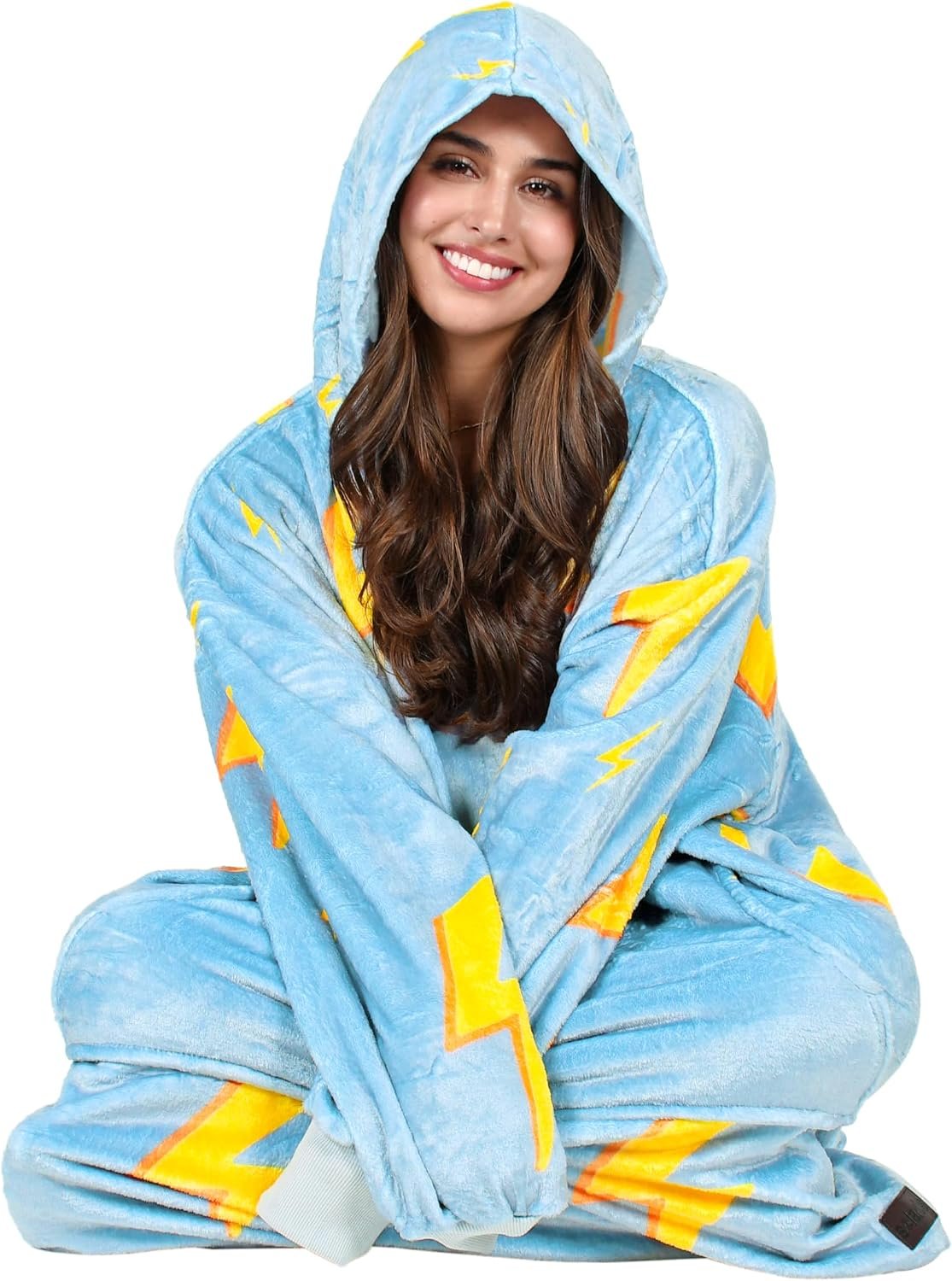 Solaris Thunder Lightning Wearable Blanket Hoodie, Oversize Single Layer Sherpa ... 4 Solaris Thunder Lightning Wearable Blanket Hoodie, Oversize Single Layer Sherpa ... - Image 4